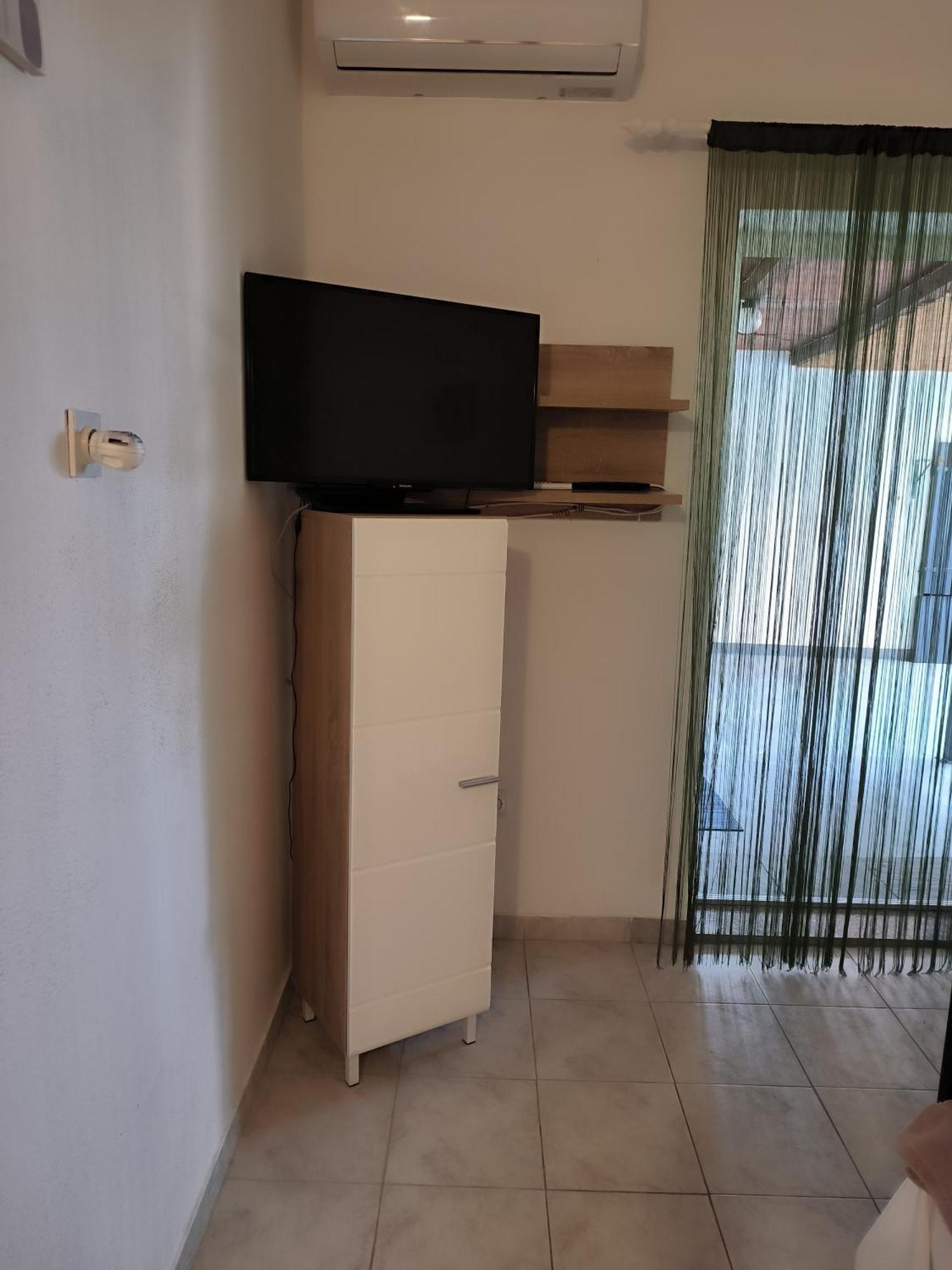 Apartments Orlic Povljana Εξωτερικό φωτογραφία