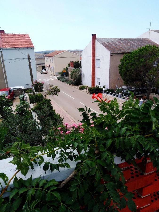 Apartments Orlic Povljana Εξωτερικό φωτογραφία